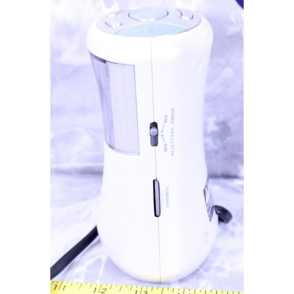 EMERSON Radio Alarm Clock AM/FM Radio CK7330 Pearl White Red LCD Display Works G - Picture 3 of 8